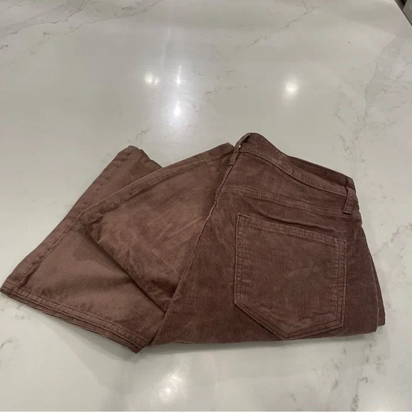 WORN ONCE! Old Navy Woman’s Higher High-Rise Flare Brown Corduroy Pants - Picture 2 of 15